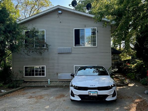 1003 Grand Ave APT 2