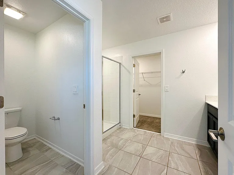 924 Serchio St — Photo 13