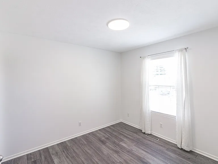 17802 Olive St — Photo 12