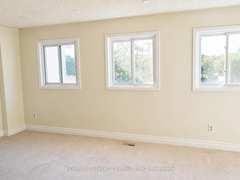 16 Norwood Pl — Photo 15