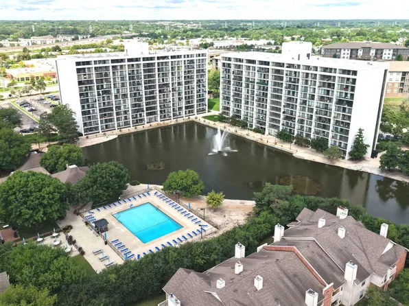2005 S Finley Rd Unit 604, Lombard, IL 60148