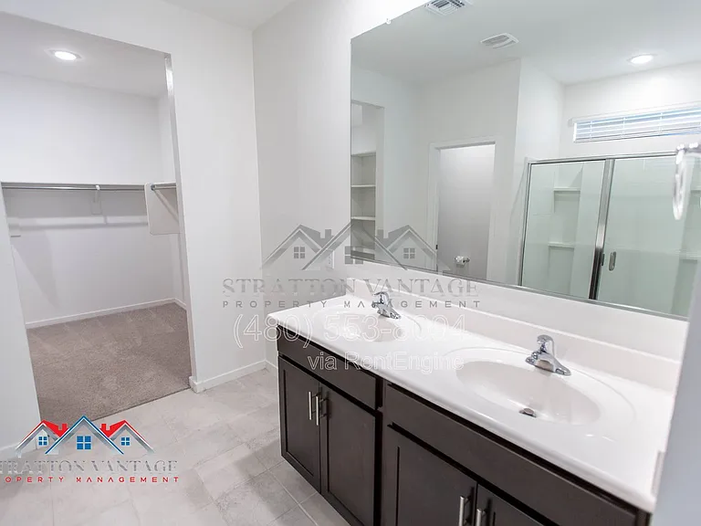 2898 E Kim Dr — Photo 28