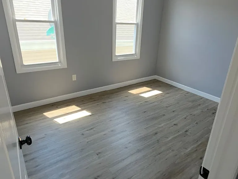 257-261 Rosa Parks Blvd #5 — Photo 3
