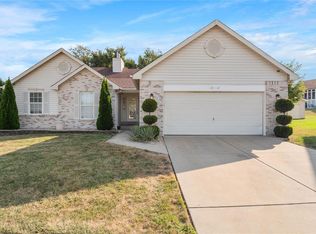 13112 Ambrose Ct, Florissant, MO 63033
