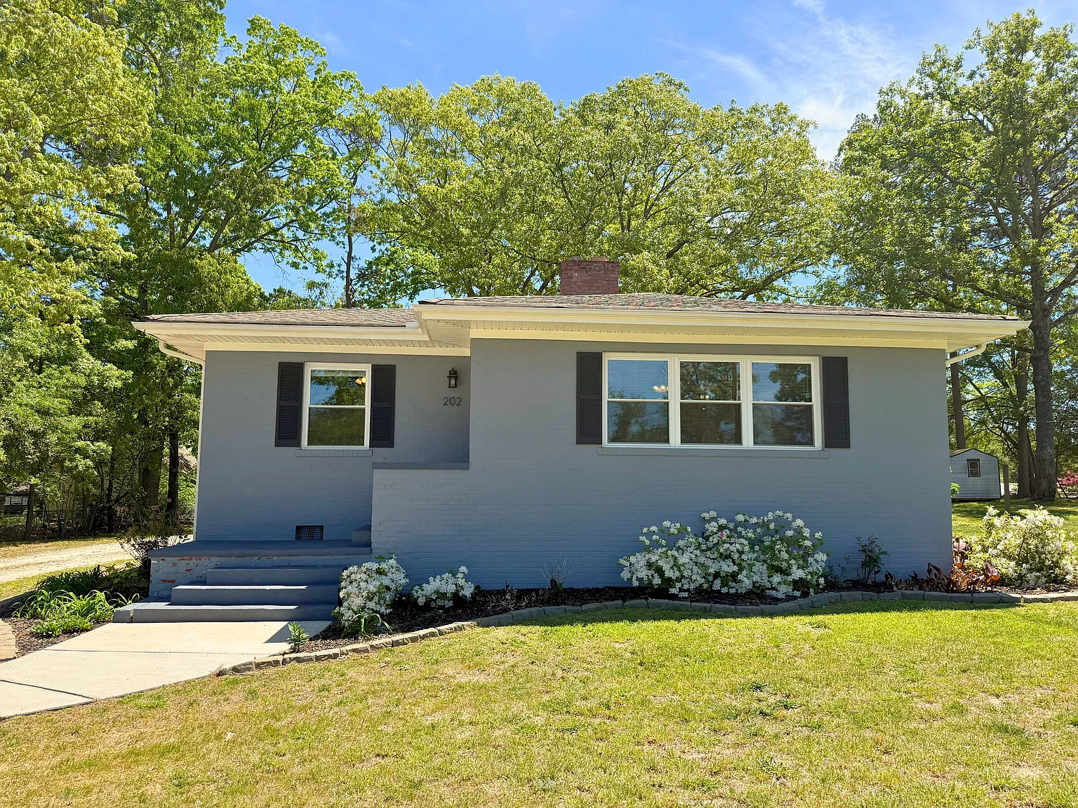 3 bed, 1500 sqft, $1,825 — Photo 2