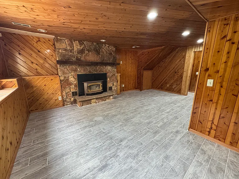 8090 Urbandale - 10_07242026