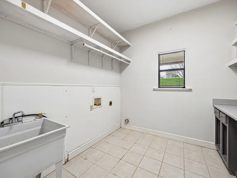 108 S Remuda Ct — Photo 22