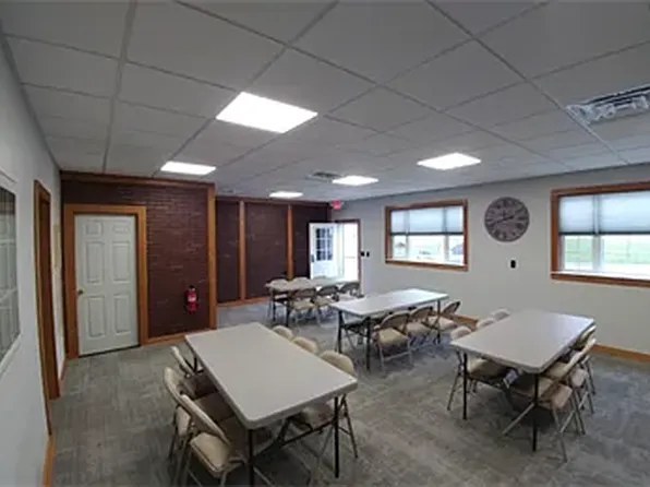 4 Majestic Ln, New Hartford, NY 13413