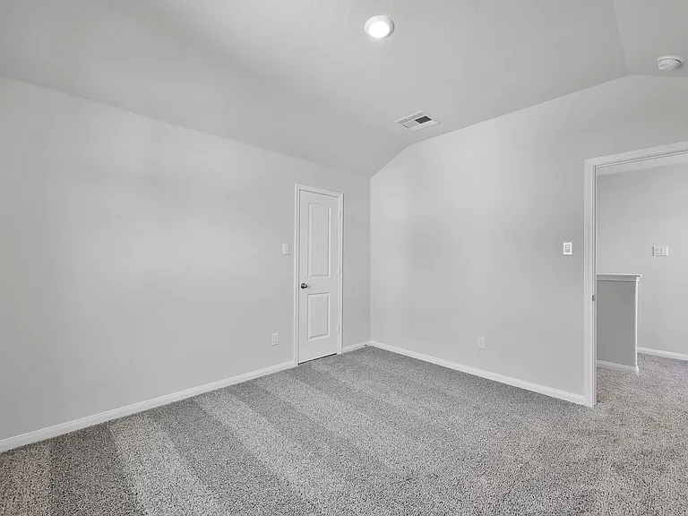 2140 Cedar Bend Dr — Photo 34