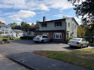 8 Brackett Rd, Framingham, MA 01702