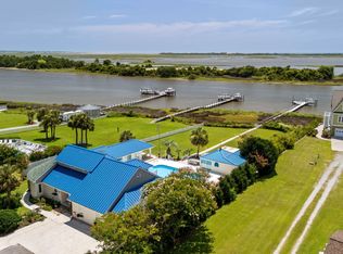 162 Peninsula Manor Rd, Hubert, NC 28539