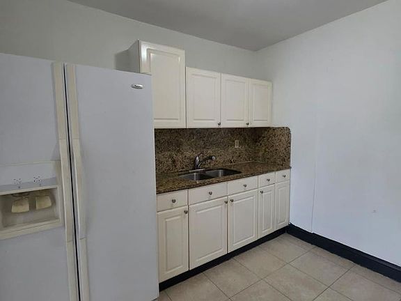 3rd image of 8030 NW 36th Pl #1