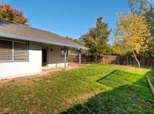 2841 Hemlock Ct, Redding, CA 96001