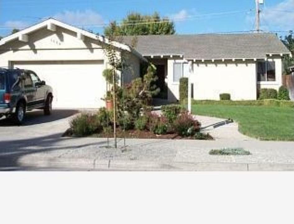 1st image of 1089 Maraschino Dr