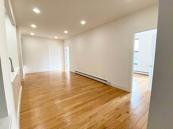 5th image of 539 Lenox Ave APT 4C