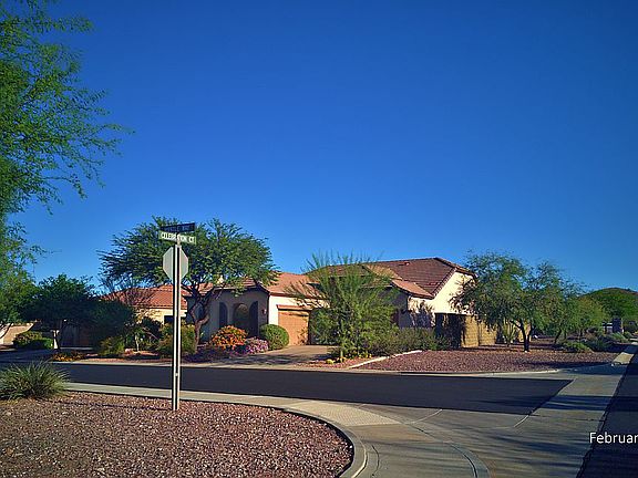 Corner lot - Mountain View