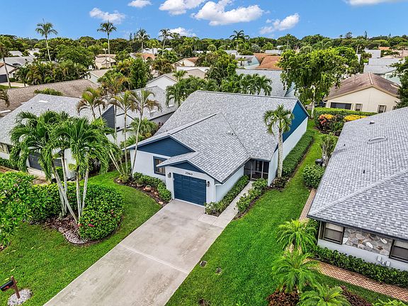 3rd image of 2560 NW 13TH Court