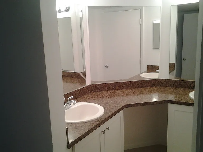 The Mirage Apartments — Photo 62