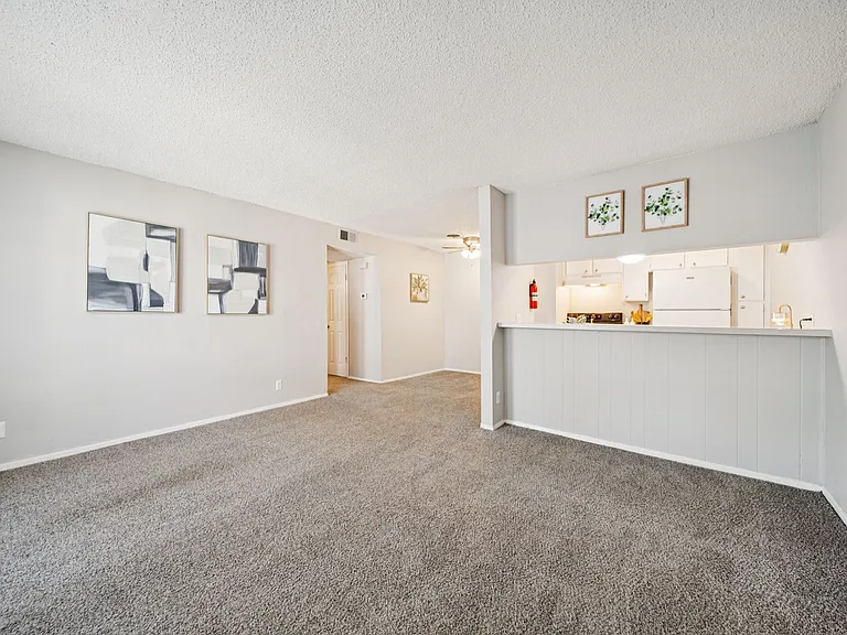 Cedar Park Apartments — Photo 9