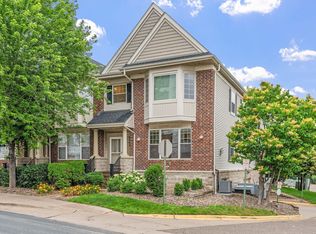 8202 Golden Valley Rd, Golden Valley, MN 55427