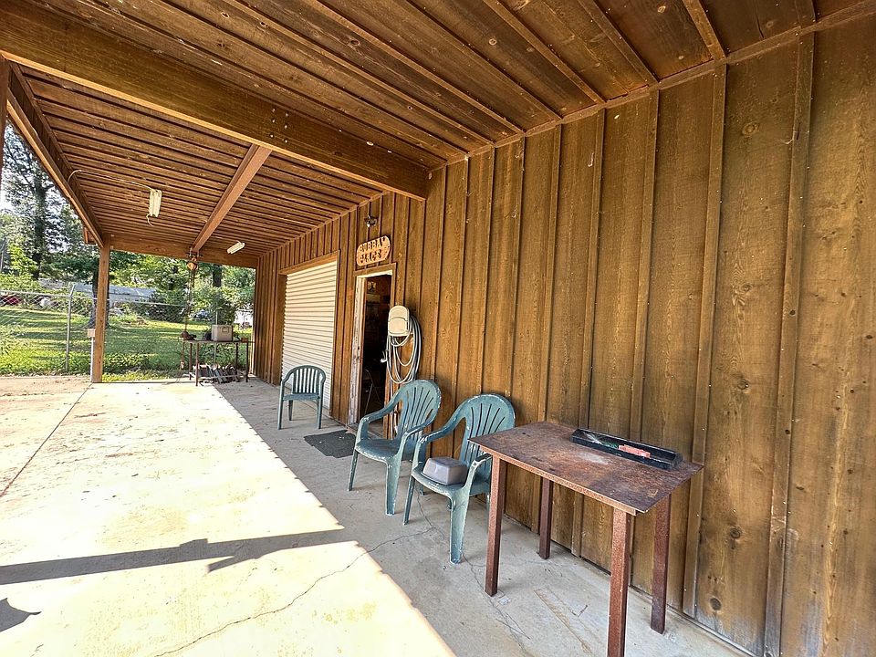 7th image of 381 County Road 3636