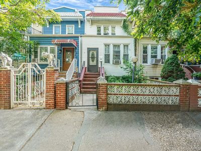 2561 99th Street, Flushing, NY, 11369