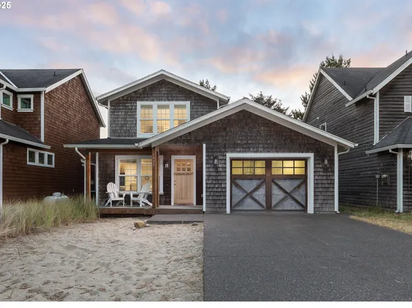 6415 Dory Pointe Loop, Pacific City, OR 97135