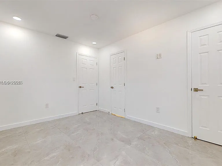 15704 SW 302nd Ter — Photo 14