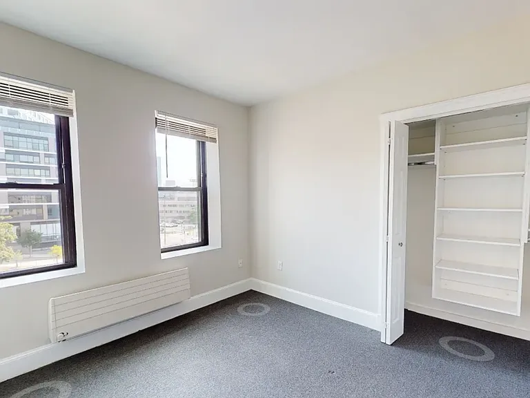829 Beacon St #5 — Photo 4