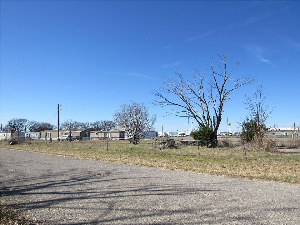 1st image of 207 Newell Dr