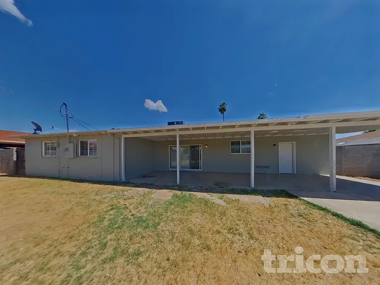 5802 W Coolidge St — Photo 16