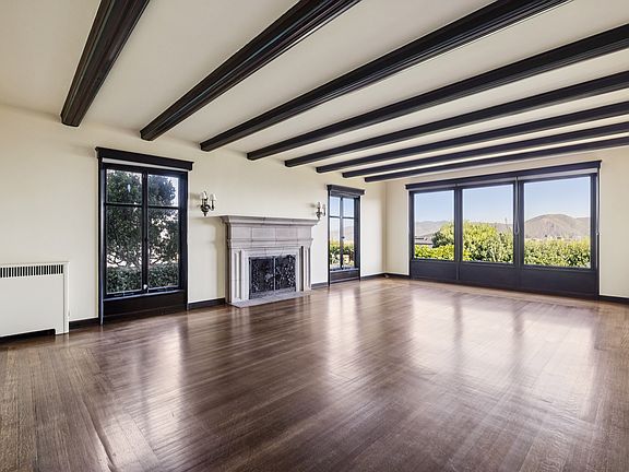 4th image of 530 El Camino Del Mar