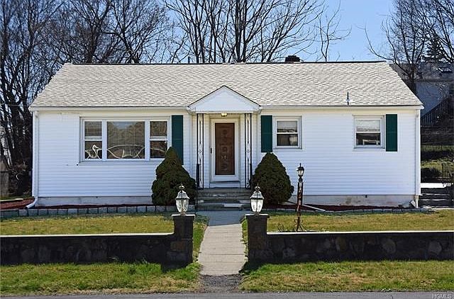 Maintenance free ranch style home.