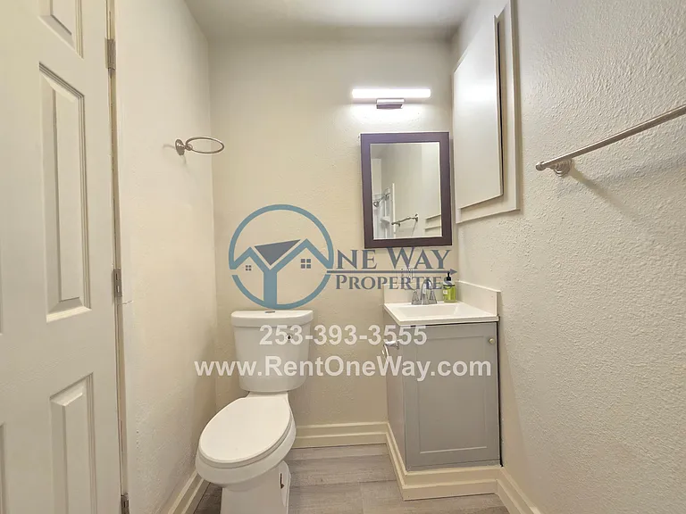 2604 92nd St S #B — Photo 8