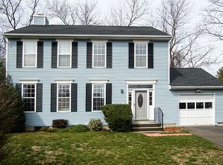 5 Wild Rose Ln, Norwalk, CT 06850