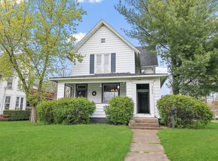 352 Standish St, Elgin, IL 60123