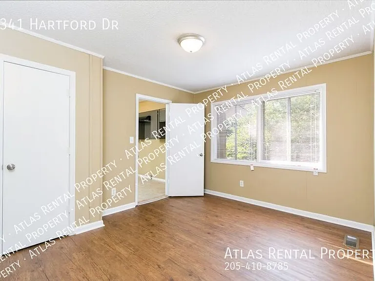 1341 Hartford Dr — Photo 9