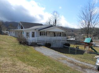 114 Youngs Rd, Raven, VA 24639