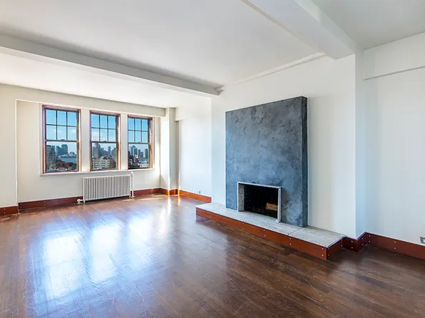 302 West 12th Street image 1 of 4