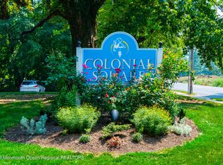 7 Colonial Sq, Middletown, NJ 07748