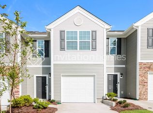11747 Brier Village Ln, Charlotte, NC 28262