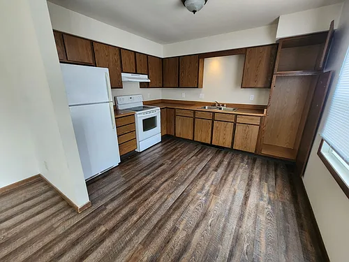 620 S Main St #E Photo 1