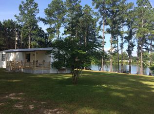 535 McPherson Dr, Alford, FL 32420