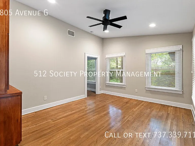 3805 Avenue G — Photo 16