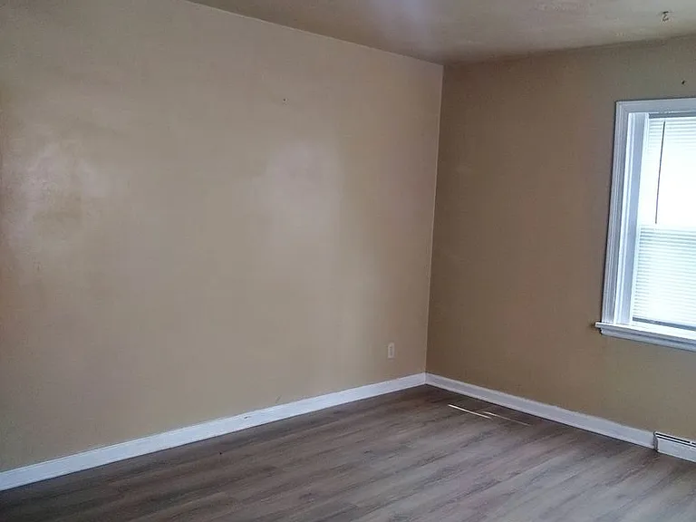 4253 Ohio St — Photo 6