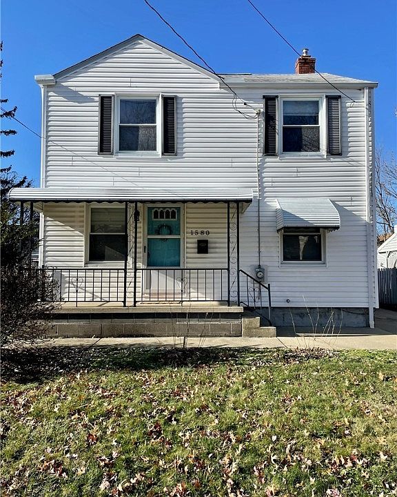 1st image of 1580 Redwood Ave
