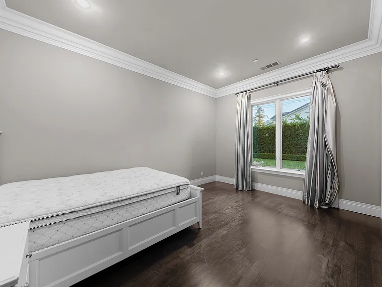 150 W Naomi Ave — Photo 30