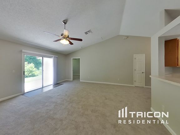2nd image of 11110 Lauren Oak Ln S
