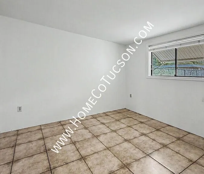 4938 S Highland Dr — Photo 14