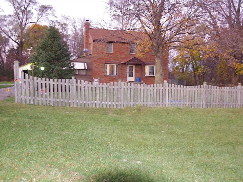 1st image of 1521 Latham St